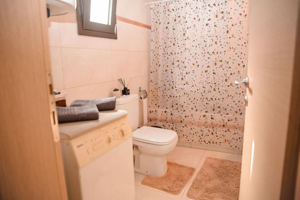 A Home Away From Home Trikala  Bagian luar foto