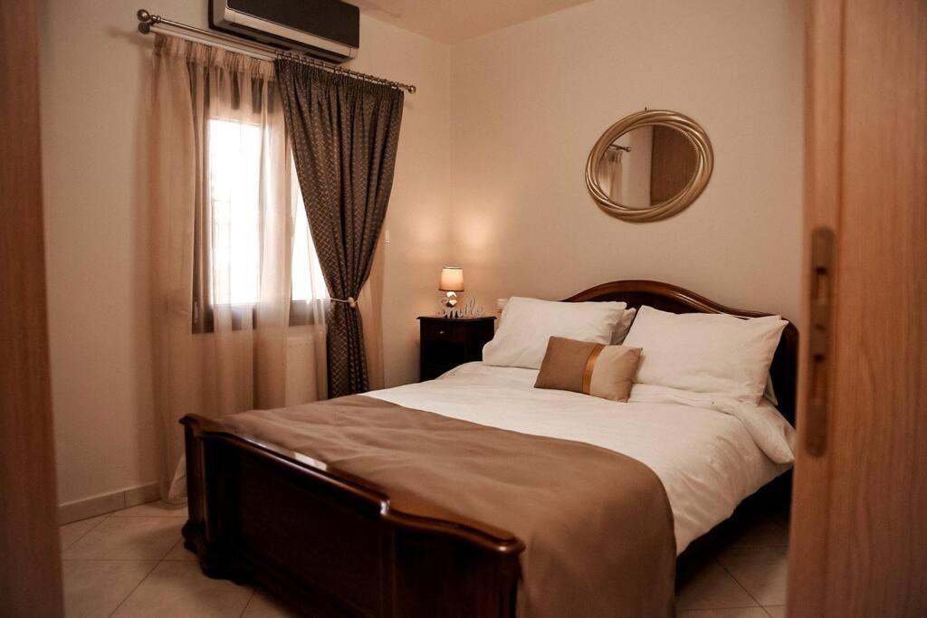 A Home Away From Home Trikala  Bagian luar foto