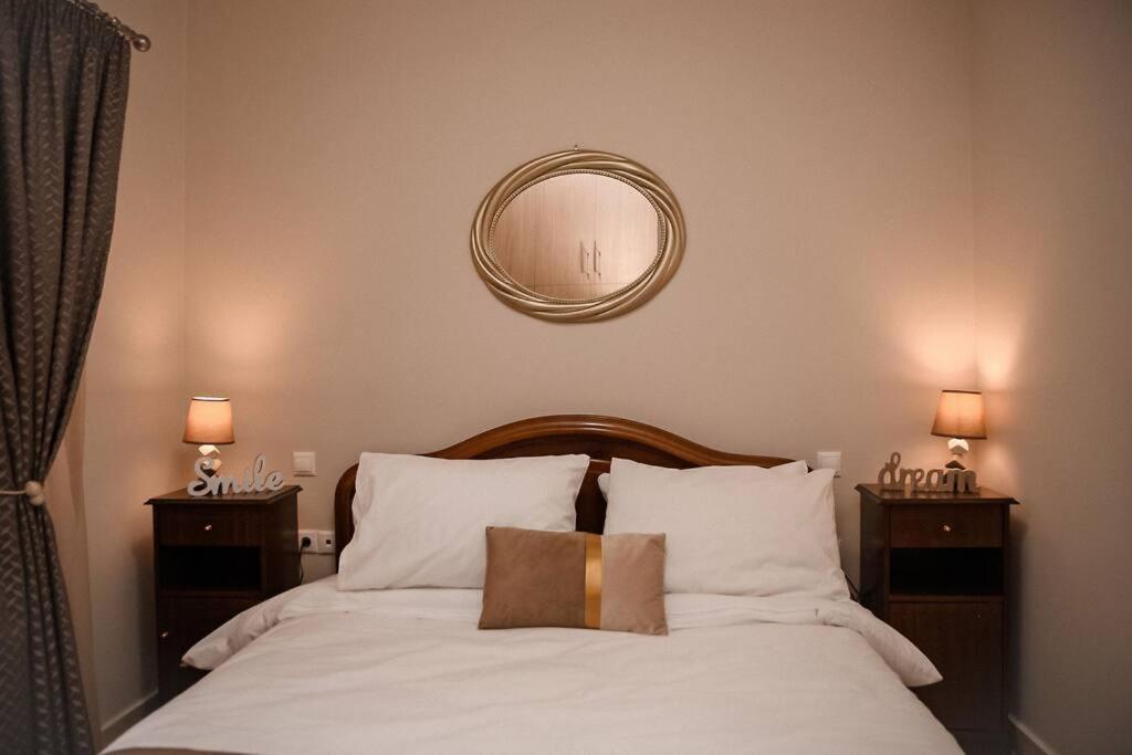 A Home Away From Home Trikala  Bagian luar foto